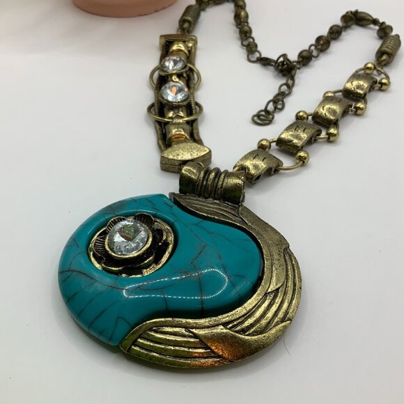 Retro Artisan Style Oversized Faux Turquoise Pendant Mixed Metals Boho Necklace - Picture 7 of 9